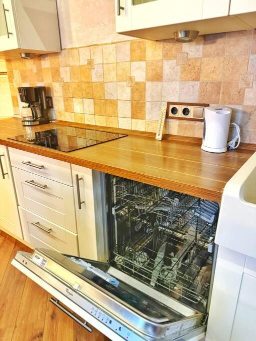 בודפשט Ultra Central Apartment / 10 Ppl מראה חיצוני תמונה