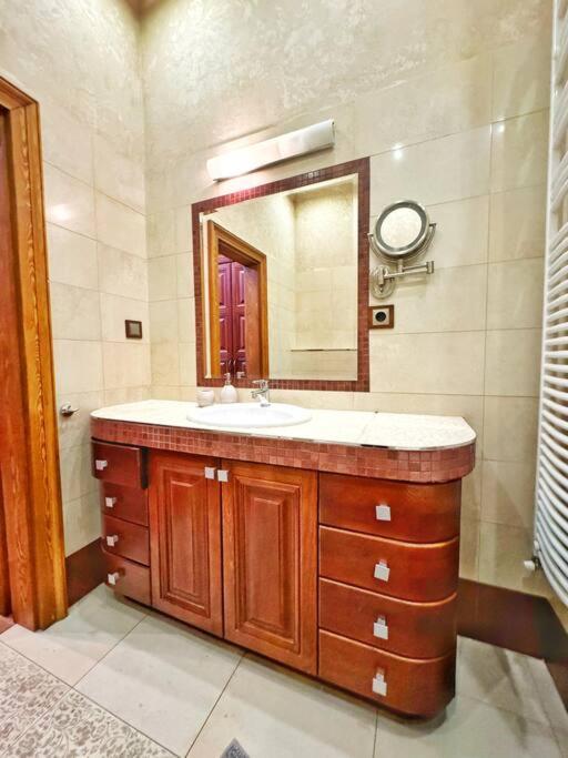 בודפשט Ultra Central Apartment / 10 Ppl מראה חיצוני תמונה