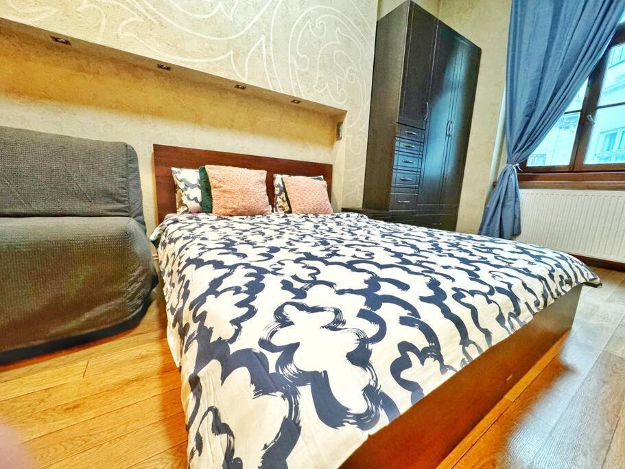 בודפשט Ultra Central Apartment / 10 Ppl מראה חיצוני תמונה